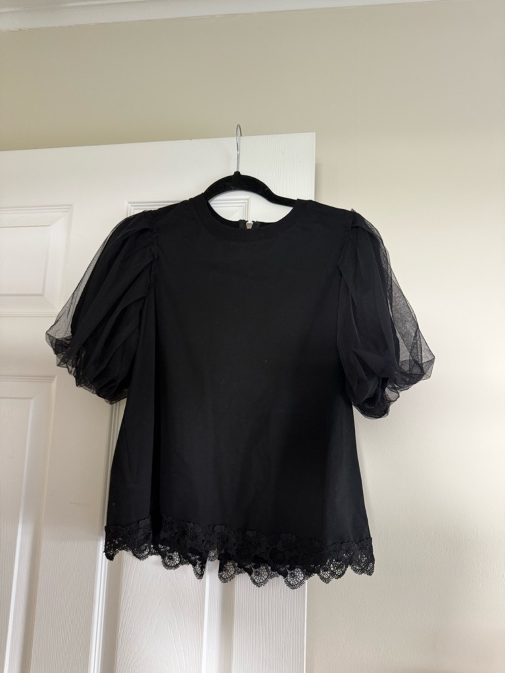Black Puff Sleeve Top